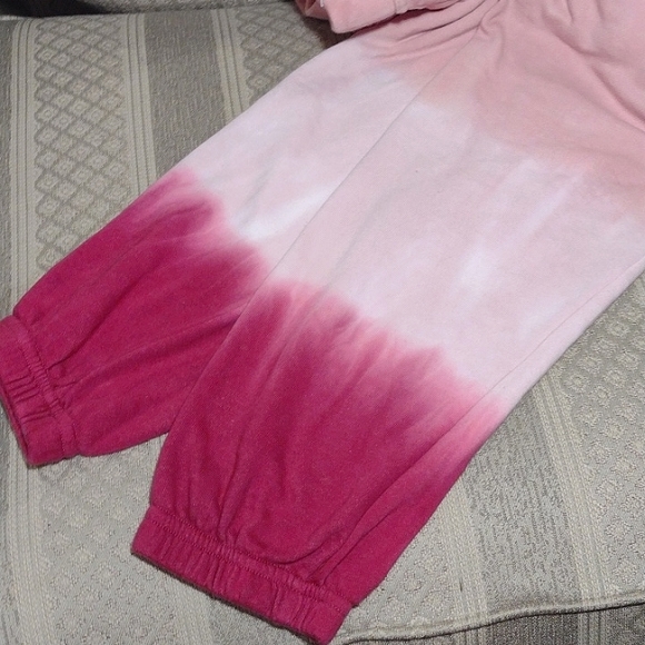 NWT WildFox Tie Dye Pink Jogger Set - Picture 15 of 16